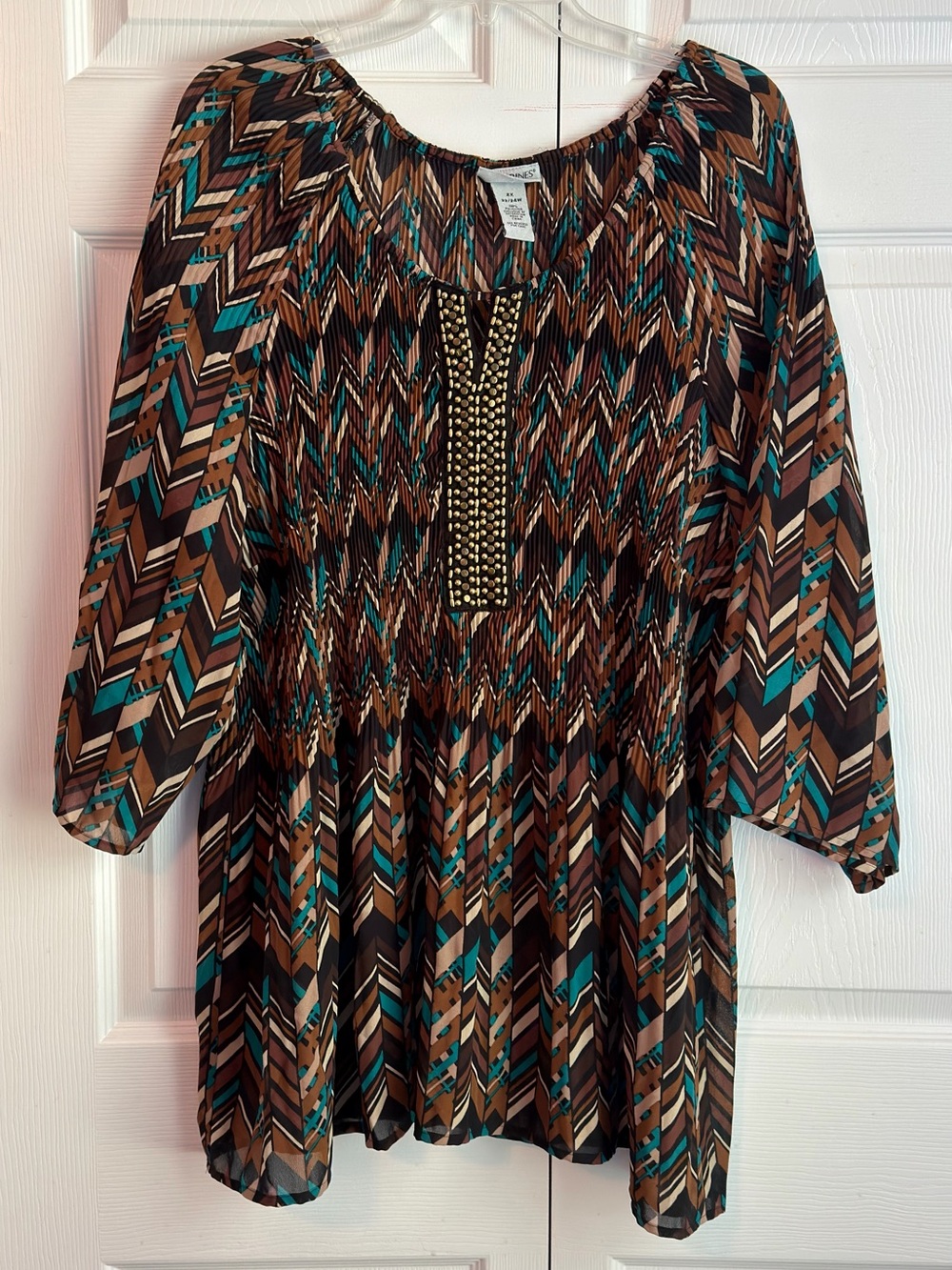 Catherines Multicolored Chevron Print Blouse With Beaded Embellishment Size 2X